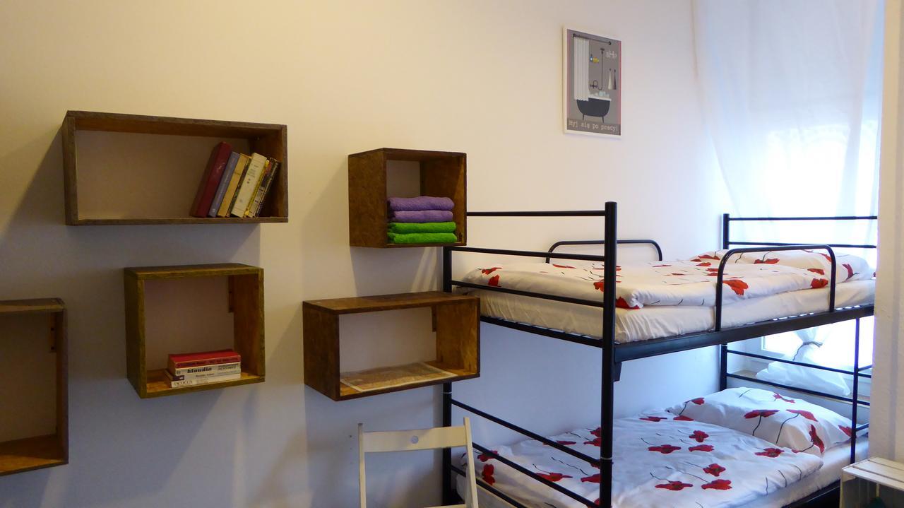 Flyfly Hostel , Darmowy Parking , Rezerwuj Przez Urzadzenia Mobilne -10 Procent Wrocław Eksteriør bilde